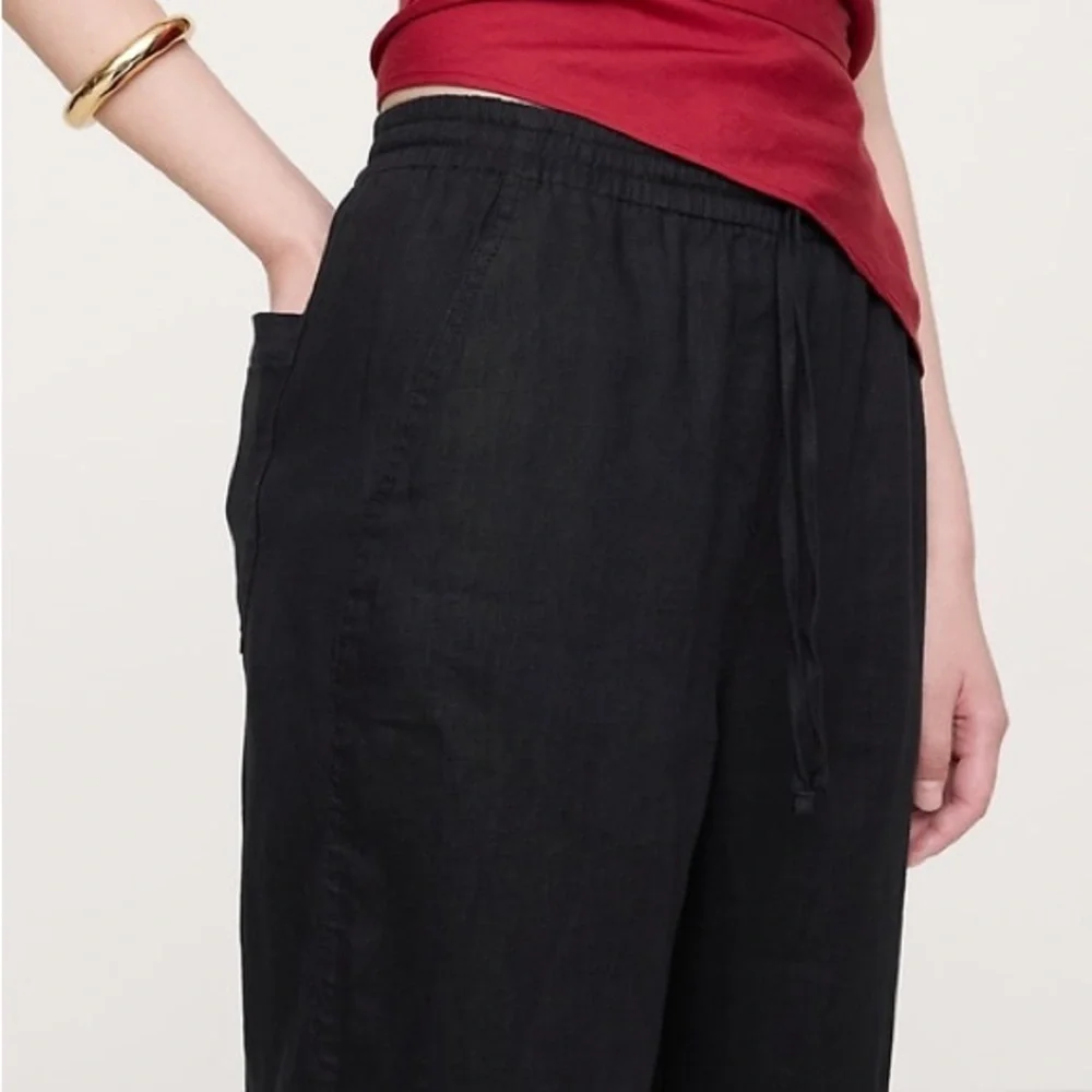 Banana Republic Linen Pull-on Black Wide Leg Ankle Pants. Size Small.
